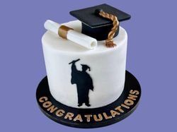 Graduation Cake 9