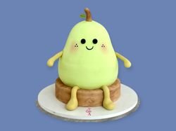 Smiling Pear Cake