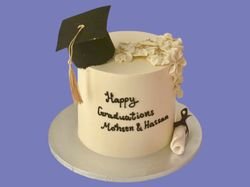 Graduation Cake 13