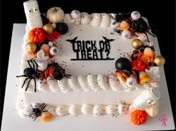 Happy Halloween Cake