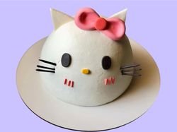 Hello Kitty Cake 4