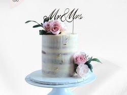 Touch Naked Cake
