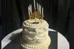 Candle light cake 