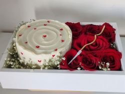 Bento Valentines Day With Flowers