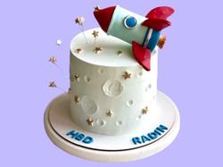 Astronaut Cake 5